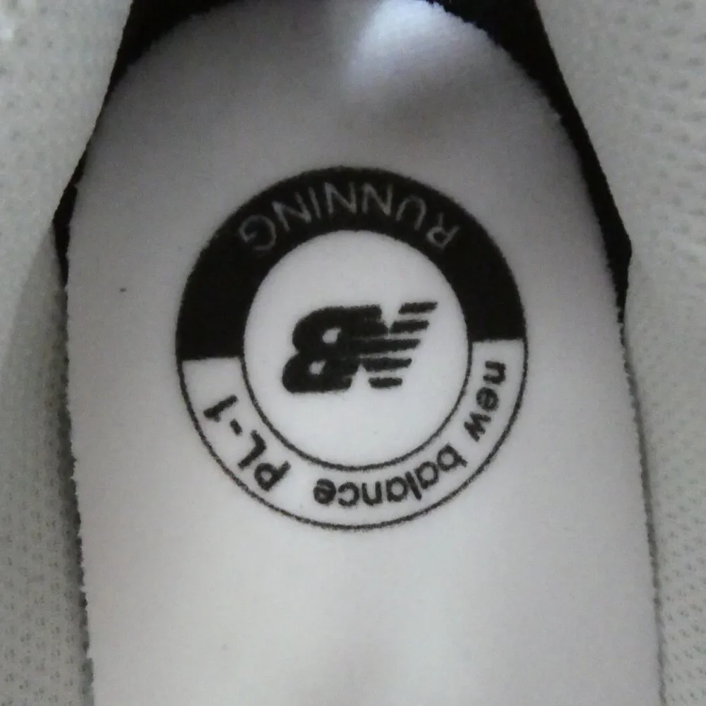 RARE Vintage New Balance MRE427WB Men's 10 2E Wide Running Shoes White Gray